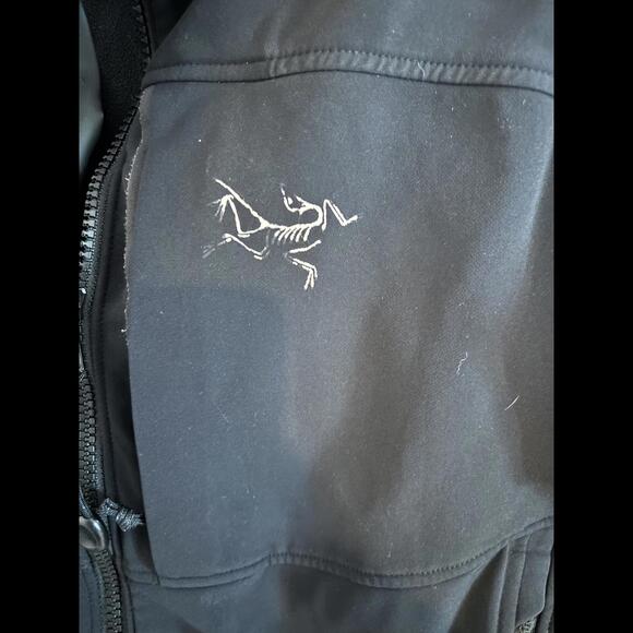 Arc'teryx Men's Active Softshell Jacket - Black - READ DESC - Picture 3 of 6